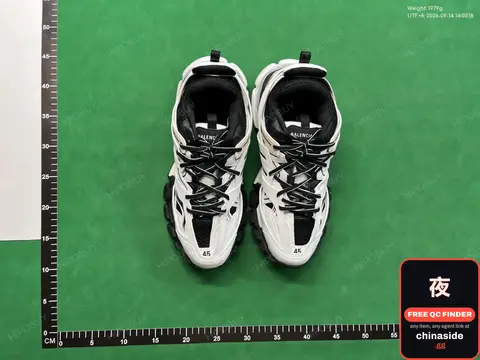 Valentino Sneakers