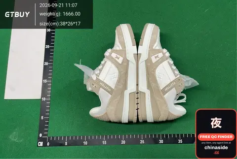 Tilted Sneaker