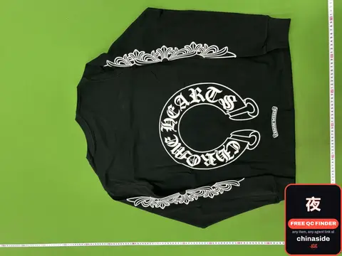 Chains Hearts Long Sleeve Tee