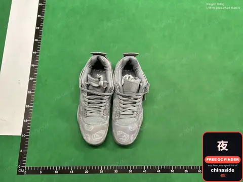 Jordan 1 Mid Sneakers