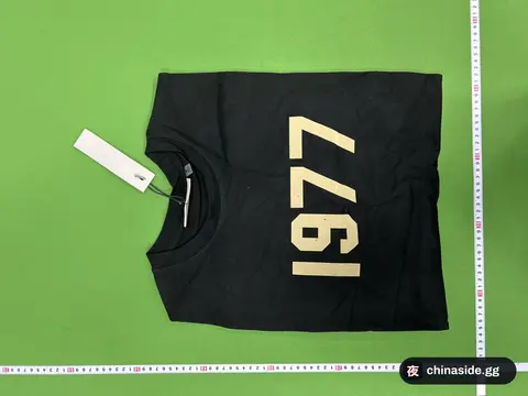1977 Tee