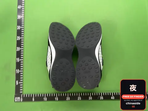 Nike WF03 B25 Runner Sneakers