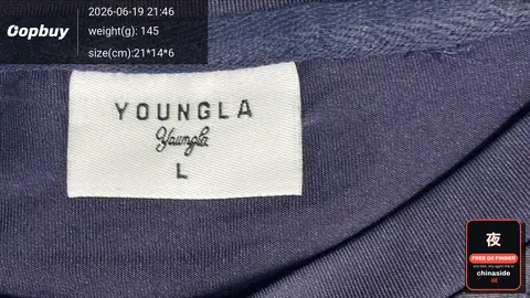 Gymshark Men's Tight-Fitting T-Shirt