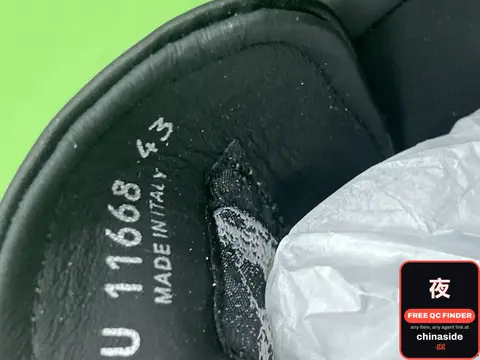 Low-Top Leather Board Shoes