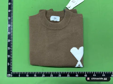 Heart Jacquard Crew-Neck Pullover