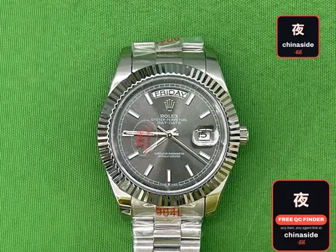 Sapphire-Crystal Dial Steel Business Watch
