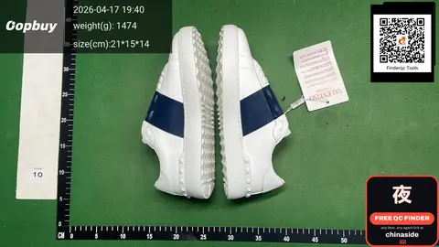 Low-Top Sneakers
