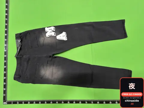 Black Jeans