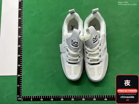 Louis Vuitton Sneakers