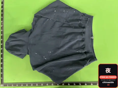 Horse Three-Color Sweater