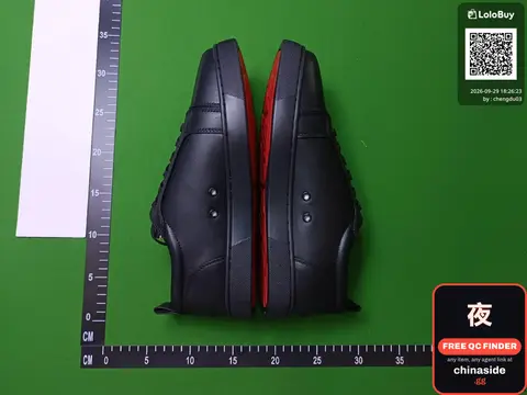 Black Sneakers