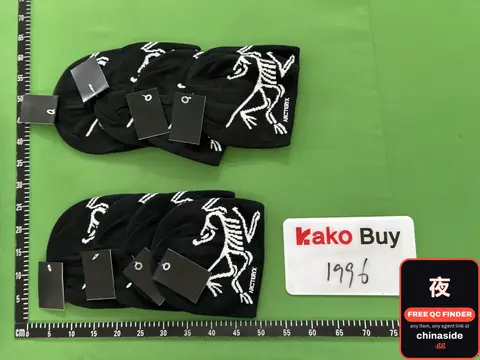 Skeletoon Socks