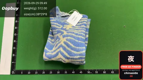 Oversized Seahorse-Knit Sweater