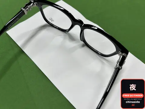 Black Eyeglasses