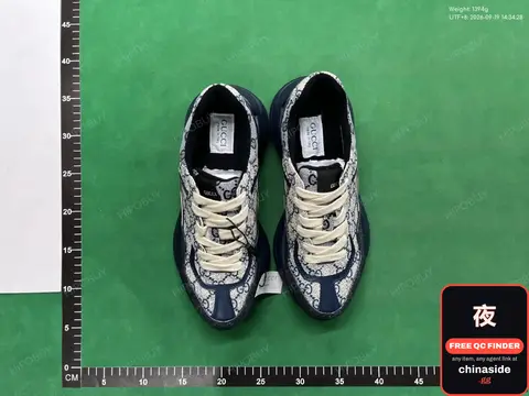 Gucci Sneakers