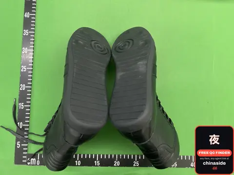 Black Sneakers