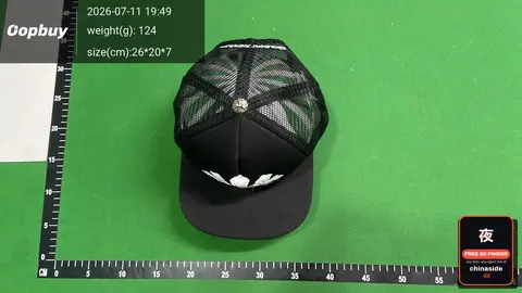 American Fashion Embroidered Peaked Cap
