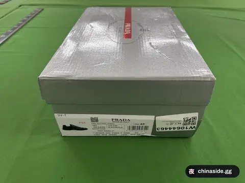 Joker Style Running Sneakers
