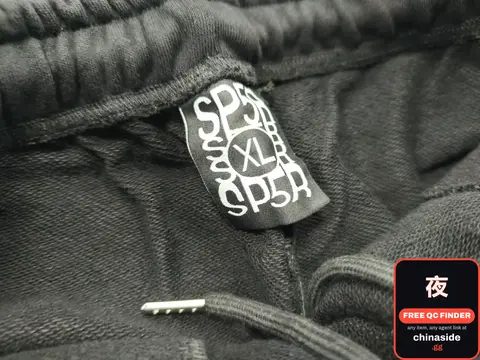Sp5der Spider Web Foaming Letter Hoodie