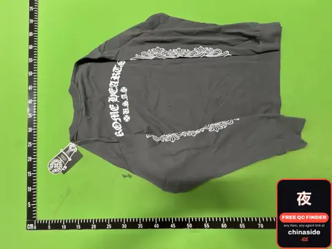 Graphic Long Sleeve Tee