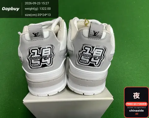 Sneakers