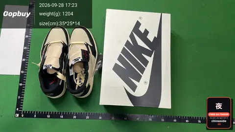 Air Jordan Aj1 Sneakers