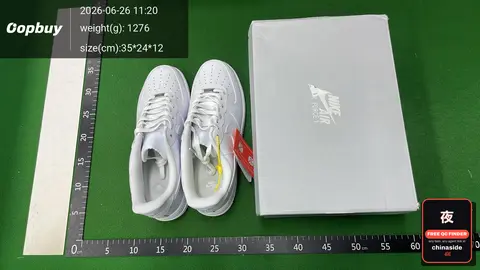 Nike Air Force 1 Sneakers