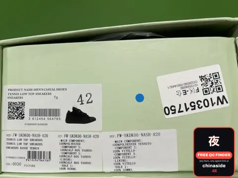 Low-Top Sneakers