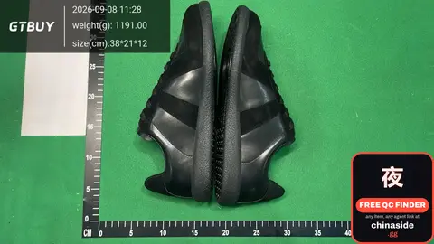 Vintage Genuine Leather Training Shoes