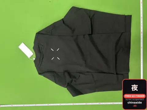 Black Sweatshirt