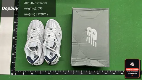 New Balance NB530 Low-Top Sneakers