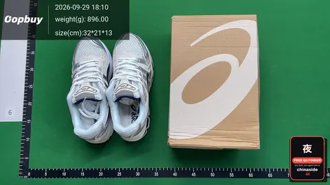 Asics Gel-Kayano 14 Running Shoes