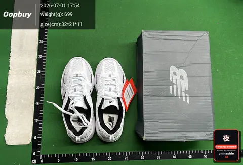 Casual Sneakers