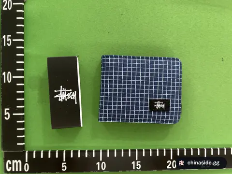 Minimalist Bi-Fold Wallet