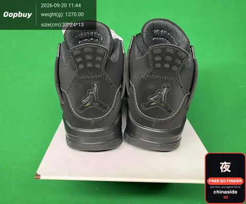 Jordan 3 Retro Sneakers