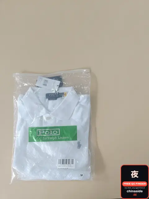 Loose-Fitting Short-Sleeve Top