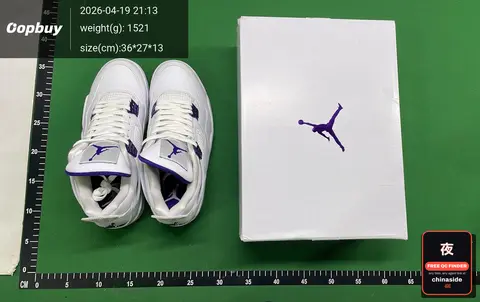 Jordan 1 Mid Sneakers
