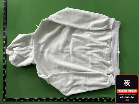 Supreme Hooded Sweatshirt