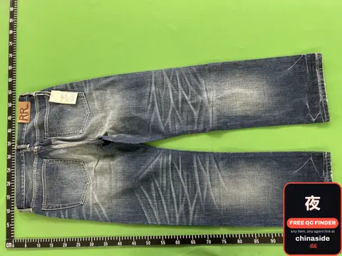 Retro Heavy-Washed Loose Straight Jeans