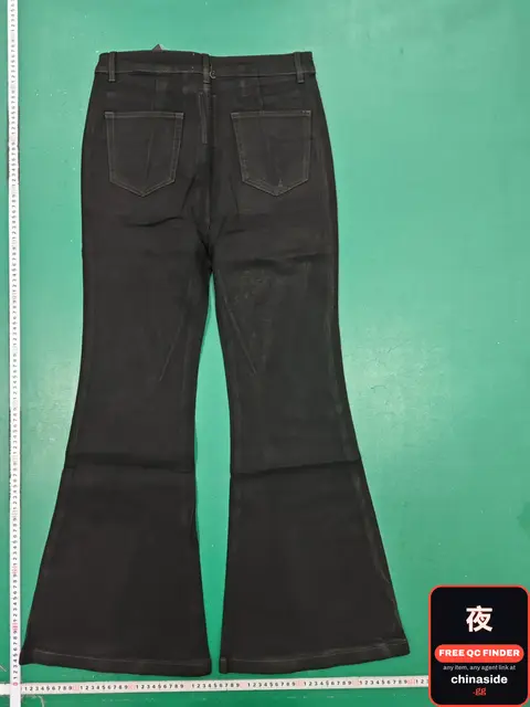 Flared Jeans