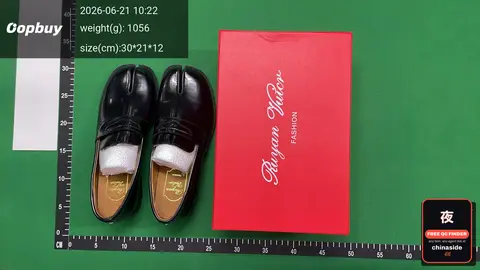 Unisex Split-Toe Loafers