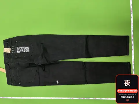 Black Jeans