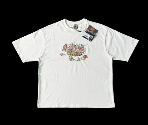 Derschutze "garden of eden" T Shirt off white