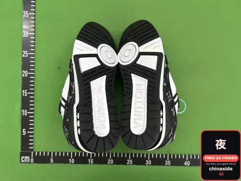 Casual Black And White Sneakers