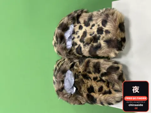 Thick-Soled Lambswool Slippers