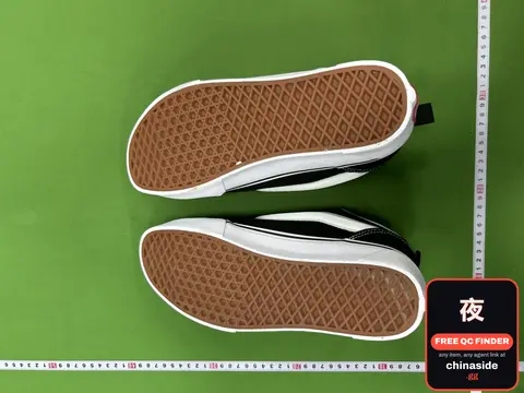 Lightweight Low-Top Sneakers