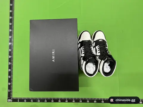 High-Top Litchi Pattern Sneakers