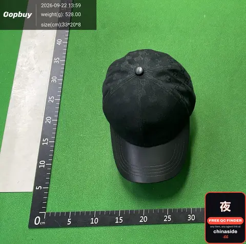 Black Baseball Cap