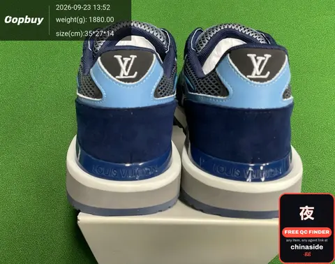 Louis Vuitton Sneakers