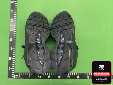 Black Sneakers